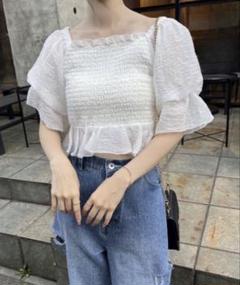 NICE CLAUP シャーリングブラウス 白
