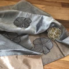 オーガンジー グレー 花刺繍生地