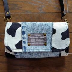 デニムリメイク ショルダー付き長財布 牛柄 デニムリメイク 長財布 ショルダー - メルカリ
