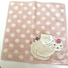 メルカリ便　タオルハンカチ ハンドタオル　猫刺繍　ぼんぼり メルカリ便タオルハンカチ ハンドタオル猫刺繍ぼんぼり