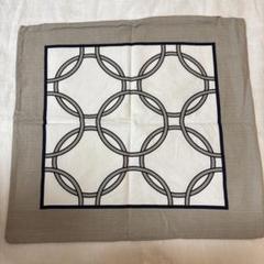 h＆m home classicクッションカバー　ベージュ