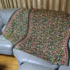 バディク　緑色 花柄 刺繍生地 綿