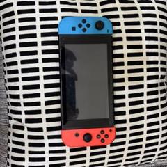 Nintendo Switch 本体 青/赤 Joy-Con