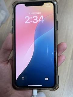 iPhone 11 Pro ゴールド 256GB 背面ひび割れ、カメラ使用不可 iPhone 11 Pro ゴールド 256GB 背面ひび割れ、カメラ使用不可