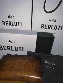 Berluti タリスクリットレザー ロングジップウォレット