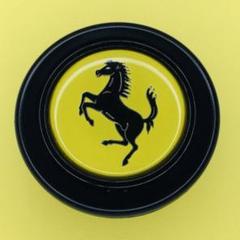 MOMO ジル ヴィルヌーブ ホーンボタン/フェラーリF1/312T2/ハンドル - メルカリ
