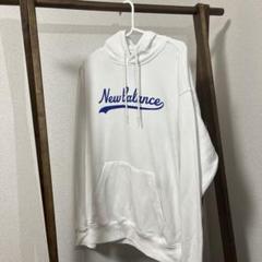 New Balance ホワイト フード付きパーカー