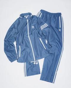 別注】adidas Originals ウィンドブレーカー - メルカリ