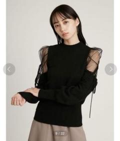 シースルーショルダーニットプルオーバー　SNIDEL ブラックのサムネイル