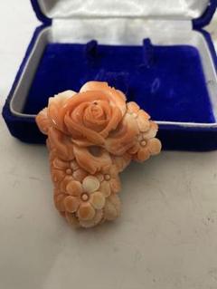 天然珊瑚シェル型 彫刻 約14.1g