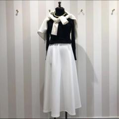 新品カプリシャスミー　CAPRICIOUS MIE. フリルケープ 10-051 黒ウール風 Wフリルケープ フリー(M) | capriciousmie