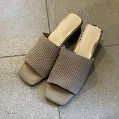 しまむら　ニットサンダル　ベージュ　Ｌ