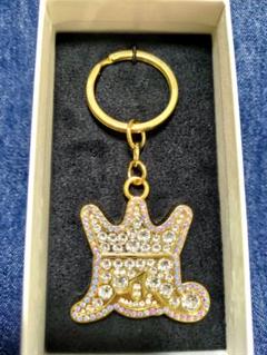 嵐 - 嵐キーホルダー スワロフスキー（金） 楽天市場】 【新品】 嵐 ARASHI・・【嵐キーホルダー