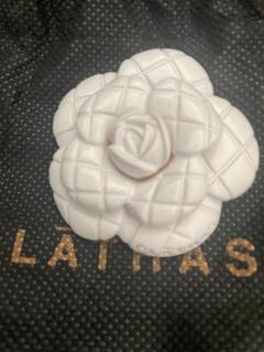 CLATHAS（ブローチ/コサージュ）のフリマアイテム一覧