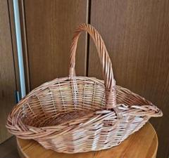 籐かご　バスケット
