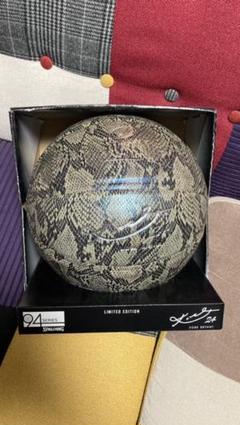 大割引 コービー ブライアント シルバースネーク 限定品 ボール バスケットボール 大割引 コービー ブライアント シルバースネーク 限定品 ボール バスケットボール