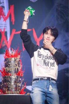 ジェジュン　JAEJOONG Tuesday Party ミッキー　Tシャツ ジェジュン JAEJOONG Tuesday Party ミッキー Tシャツ - メルカリ