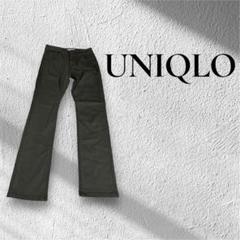 美品　UNIQLO スキニー　フィット　カーキ　ウエスト　23