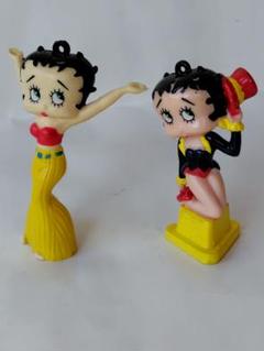 BETTY　BOOP　ベティ・ブープ　硬質ゴム製　人形　フィギュア　4体セット Yahoo!オークション -「betty boop」(フィギュア) の落札相場