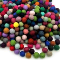244ポリエステルボール混色セット50個　ミックスカラー イベント ハンドメイド