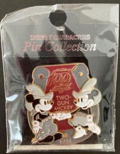 未使用　ディズニー100周年ピンバッジ クラシックミッキー　ミニー