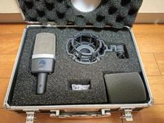 AKGC214 コンデンサーマイク ハードケース、ウインドフィルター、説明書付き AKG-C214-25-scaled.jpg