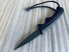 スピア〆用ナイフ / 錆とは無縁のフッ素加工したブレード / 弛緩補正ベルト付属