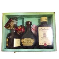 ミニチュアボトル31本 & ナポレオン 未開封】洋酒 ミニチュアボトル 3本セット ナポレオン 古酒