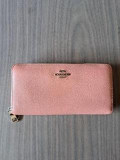 ❤️新品未使用　箱入り　コーチ　coach お財布　ピンク 2025年最新】コーチ財布ピンクの人気アイテム - メルカリ
