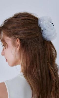 Riu Rose pearl hair clip
