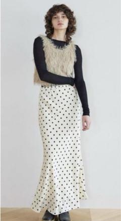 シールームリン　サテンマーメイドスカート ブラック ⁡ 【 7/9 New arrival 】 ⁡ ・Leopardサテンマーメイドスカート