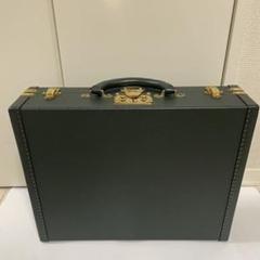 美品 タイガ 緑 LOUIS VUITTON プレジデント アタッシュケース