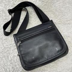 【美品】TUMI ショルダーバッグ オールレザー サコッシュ92105D4 黒 美品】TUMI ショルダーバッグ オールレザー サコッシュ92105D4