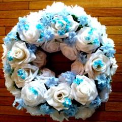 ★ホワイトの薔薇シホン小花入れ綺麗なオリジナルリース、36cmＮ０178