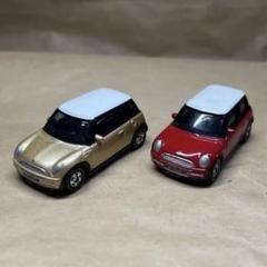 トミカ ミニクーパー 2台セット トミカ ミニクーパー 金白 レッド 2台 - メルカリ