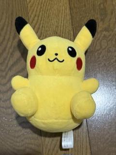 ポケモンセンター ダルマッカごっこピカチュウ ぬいぐるみ
