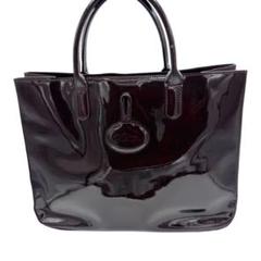 美品 LONGCHAMPトートバッグ ロゾ パテントレザー 黒 エナメル A4 LONGCHAMP トートバッグ ロゾ パテントレザー A4可 エナメル 黒
