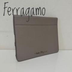Ferragamo レザー iPadケース グレー