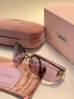 超美品 miumiuサングラス ケース付き MIU MIU - aloha様専用 miu miu ミュウミュウ サングラスケース