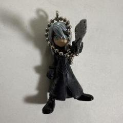 FF7 キーホルダー　セット Amazon.co.jp: [GERRIT] 4 個 FF7 クラウド・ストライフ剣