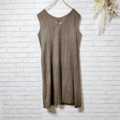 【美品】膝丈ワンピース ノースリーブ レディース 裏地あり Free