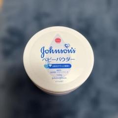 Johnson's ベビーパウダー 140g パフ付き