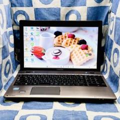 高性能SSD☆i7☆人気シルバーノートパソコン♪webカメラ！Windows11