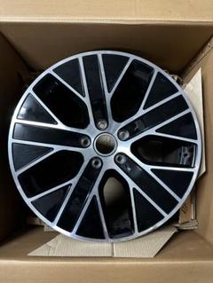 ポルシェ　タイカン　純正ホイール（Taycan TurboAero ホイール） ポルシェタイカン純正ホイール（Taycan TurboAero ホイール）