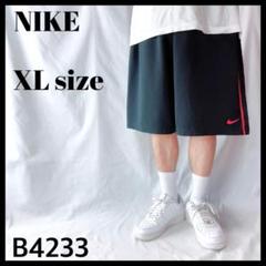 NIKE ナイキ 黒×赤ライン ハーフパンツ ショートパンツ メンズ XL
