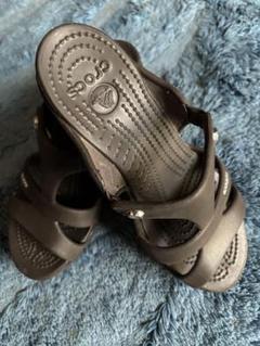 【未使用】廃盤商品 クロックス サイプラスV W5 ブラウン 2025年最新】crocs cyprus 5.の人気アイテム - メルカリ