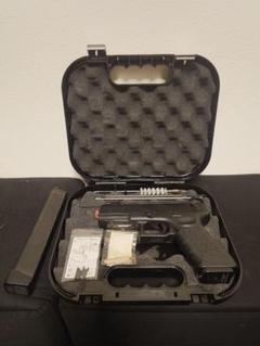 【東京マルイ】GLOCK18C（ガスブロ）、実物ケース、実銃用レッグホルスター 東京マルイ】GLOCK18C（ガスブロ）、実物ケース、実銃用レッグ