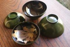 時代逸品！時代青塗りに風情あるセミの抜け殻蒔絵の映えるお椀2