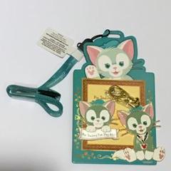 マリー　香港ディズニー　ピンバッジ　ベルリオーズ　ピントレーディングカーニバル Disney - マリーちゃん ピンバッジ 香港 ディズニーの通販 by