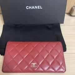 CHANEL 二つ折り財布 赤 キルティング - メルカリ